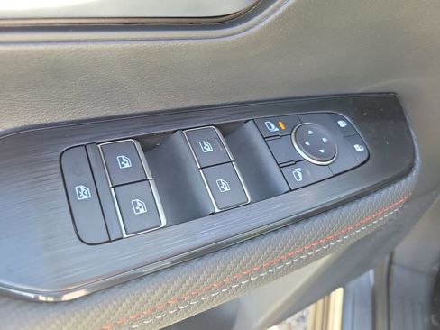 New 2026 Nissan Kicks SR FWD image 21