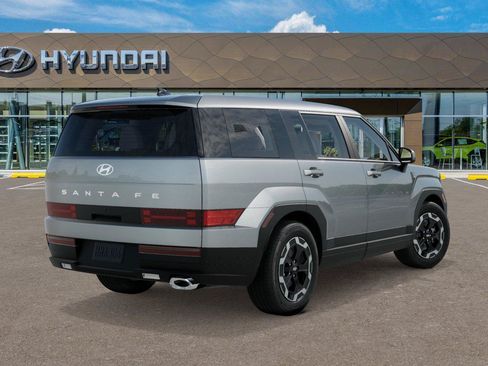 New 2026 Hyundai Santa Fe SE FWD image 4