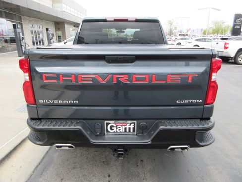 Used 2021 Chevrolet Silverado 1500 Custom Trail Boss image 9