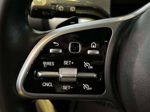 Certified 2022 Mercedes-Benz GLB 250 GLB 250 image 21