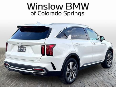Used 2023 Kia Sorento EX w/ Panoramic Sunroof Package AWD/4WD image 6