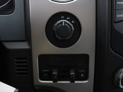 Used 2013 Ford F150 XLT w/ Luxury Equipment Group image 25