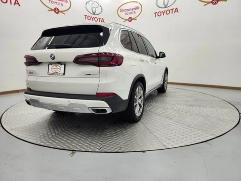 Used 2022 BMW X5 xDrive40i w/ Premium Package AWD/4WD image 8