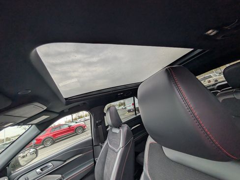 New 2026 Ford Explorer ST w/ Sun And Sound Package image 18