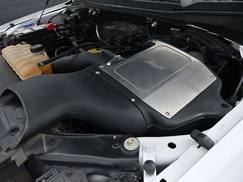Used 2015 Ford F150 XLT w/ Equipment Group 302A Luxury AWD/4WD image 37