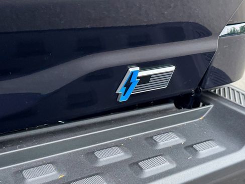 New 2025 Ford F150 Lightning Lariat image 19