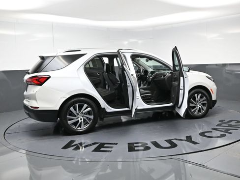 Used 2024 Chevrolet Equinox Premier FWD image 26