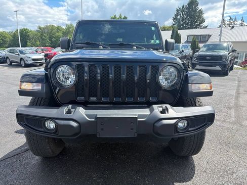 Used 2021 Jeep Wrangler Unlimited Sahara AWD/4WD image 10
