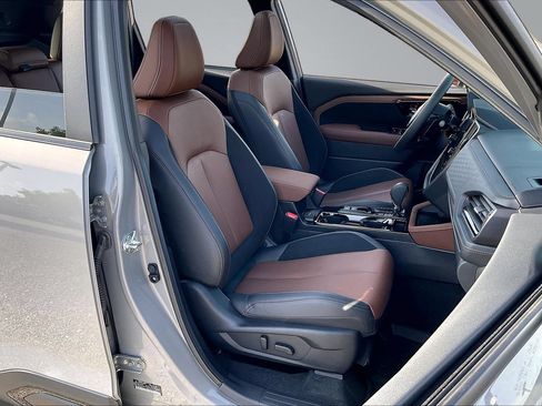 Certified 2026 Subaru Forester Touring AWD/4WD image 7