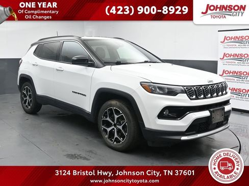 Used 2024 Jeep Compass Limited AWD/4WD image 1