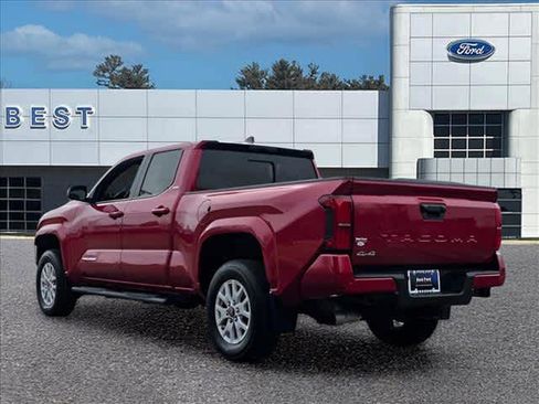 Used 2024 Toyota Tacoma SR5 AWD/4WD image 7