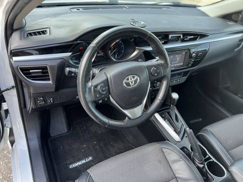 Used 2014 Toyota Corolla S FWD image 11