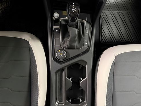 New 2026 Volkswagen Taos SE AWD/4WD image 22