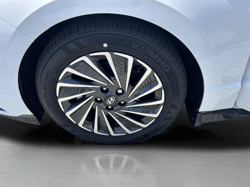 New 2026 Hyundai Sonata SEL FWD image 37