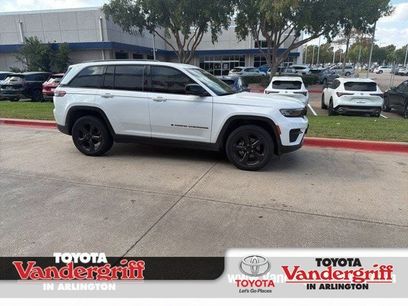 Used 2024 Jeep Grand Cherokee Altitude