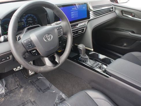 Used 2025 Toyota Camry XSE w/ Premium Plus Package FWD image 14