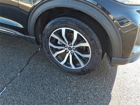 Used 2025 Ford Explorer ST-Line image 4