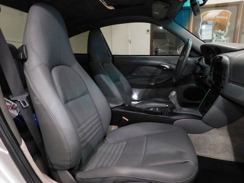 Used 2001 Porsche 911 Carrera 4 image 89