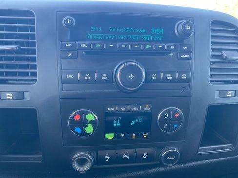 Used 2012 Chevrolet Silverado 1500 LT image 21