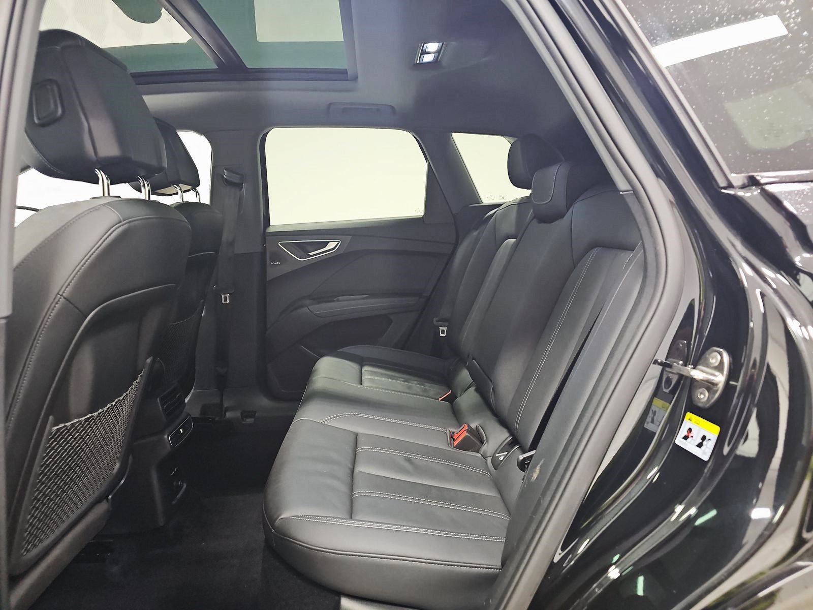 Used 2023 Audi Q4 e-tron Prestige w/ Black Optic Package AWD/4WD image 9