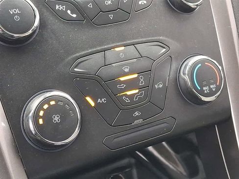 Used 2019 Ford Fusion S image 16