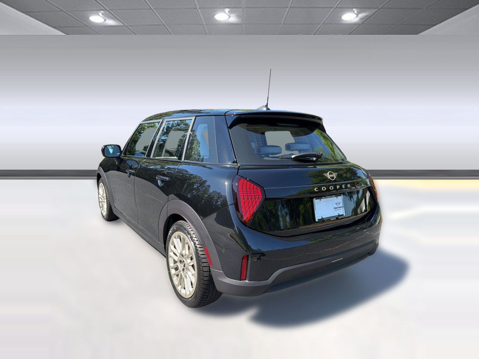 Used 2026 MINI Cooper S FWD image 3