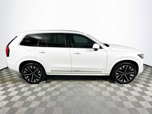 Used 2025 Volvo XC90 B5 Core w/ Protection Package AWD/4WD image 8