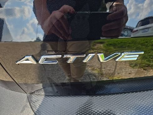 Used 2024 Ford Escape Active AWD/4WD image 6