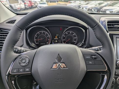 New 2025 Mitsubishi Outlander Sport SE image 28