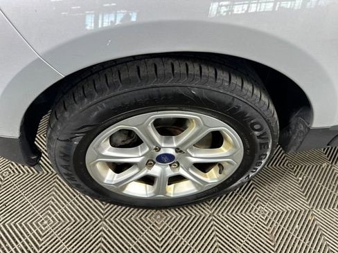 Used 2019 Ford EcoSport SE w/ SE Convenience Package image 10