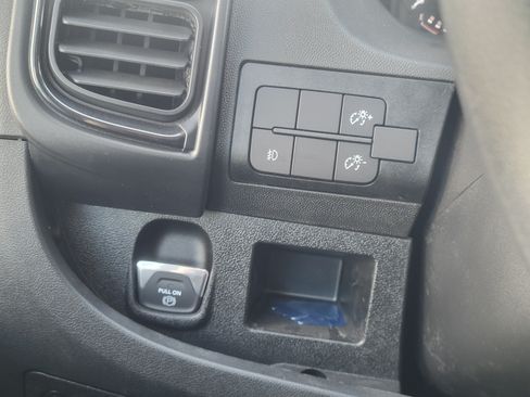 Used 2025 RAM ProMaster 3500 w/ Convenience Group FWD image 10