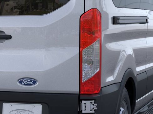 New 2026 Ford Transit 350 148 Medium Roof Wagon RWD image 21