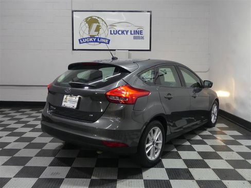 Used 2017 Ford Focus SE image 10