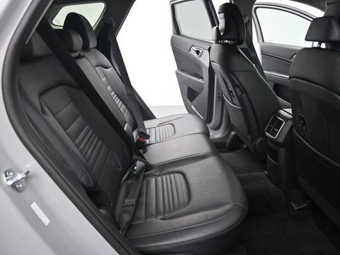Certified 2024 Kia Sportage SX AWD/4WD image 21