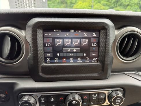 Used 2021 Jeep Gladiator Sport AWD/4WD image 76