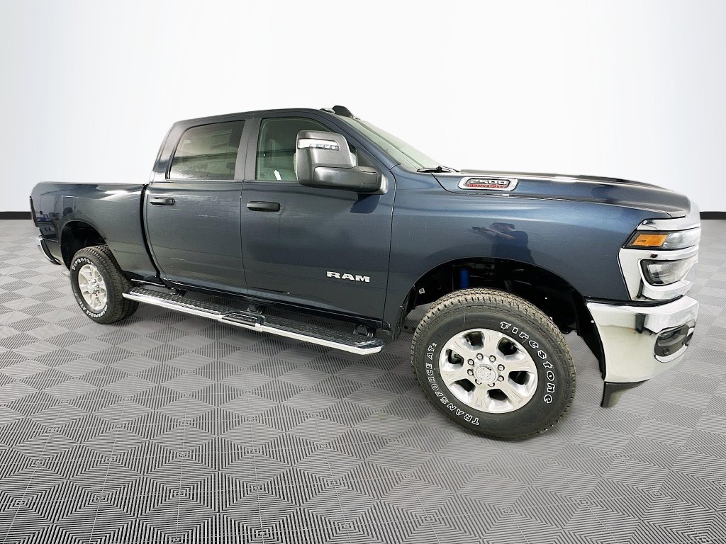 New 2026 RAM 2500 Big Horn AWD/4WD image 3