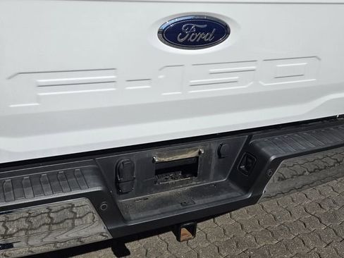 Used 2022 Ford F150 XLT w/ Equipment Group 302A High RWD image 9