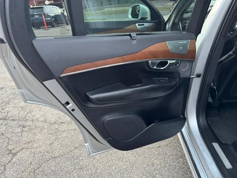 Used 2018 Volvo XC90 T6 Inscription w/ Convenience Package image 17