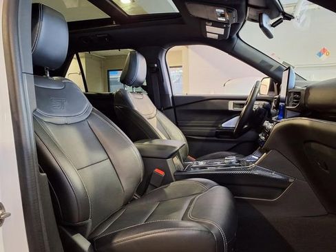 Used 2023 Ford Explorer ST w/ Equipment Group 401A image 30