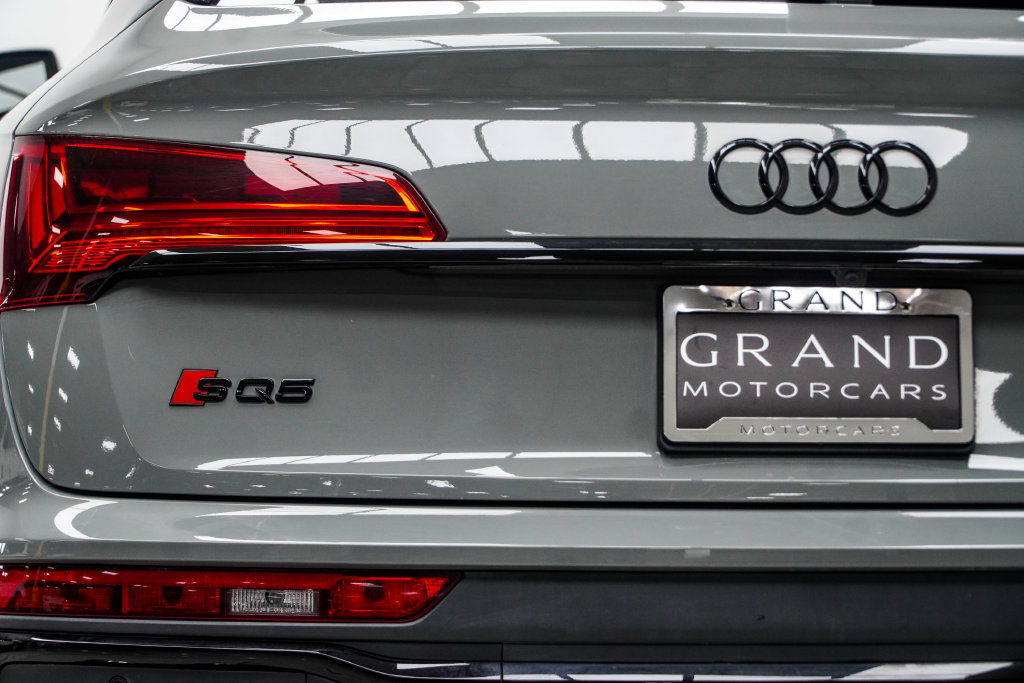 Used 2022 Audi SQ5 Prestige w/ Prestige Package AWD/4WD image 19