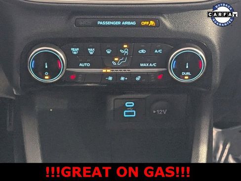 Used 2022 Ford Escape SEL w/ Class II Trailer Tow Package image 27