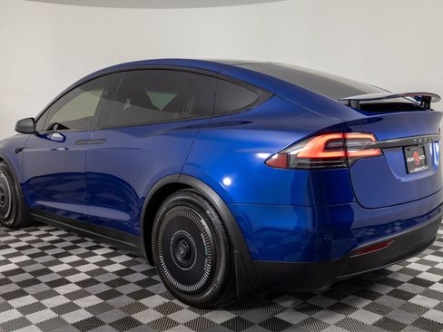 Used 2020 Tesla Model X Long Range AWD/4WD image 4