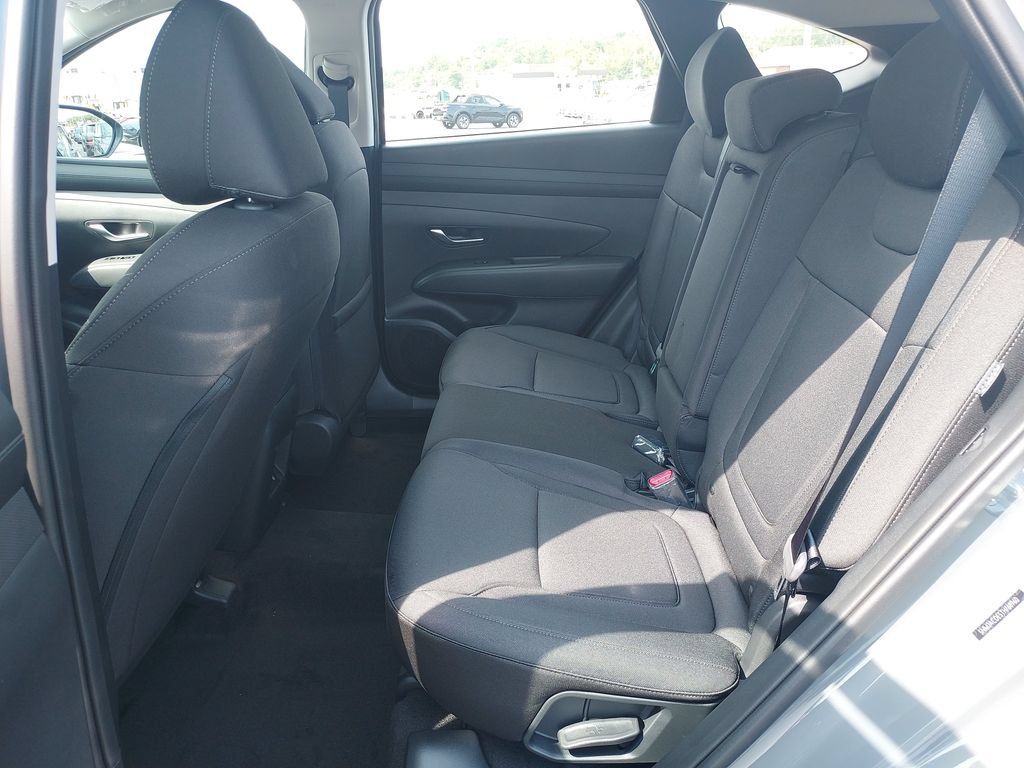New 2026 Hyundai Tucson SE AWD/4WD image 14