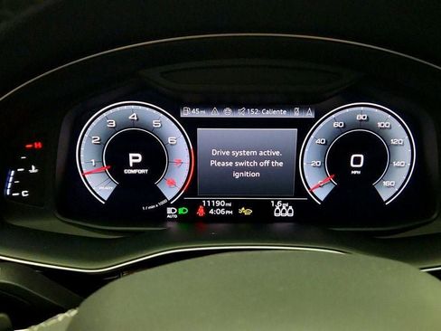 Used 2025 Audi Q8 Premium Plus w/ Premium Plus Package AWD/4WD image 15