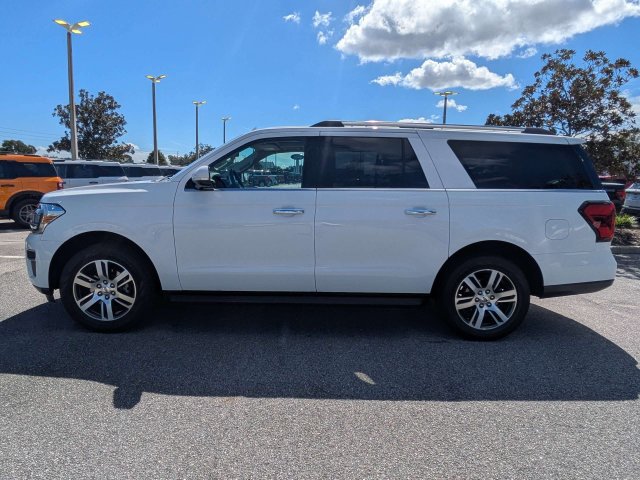 Used 2024 Ford Expedition Max Limited AWD/4WD image 7