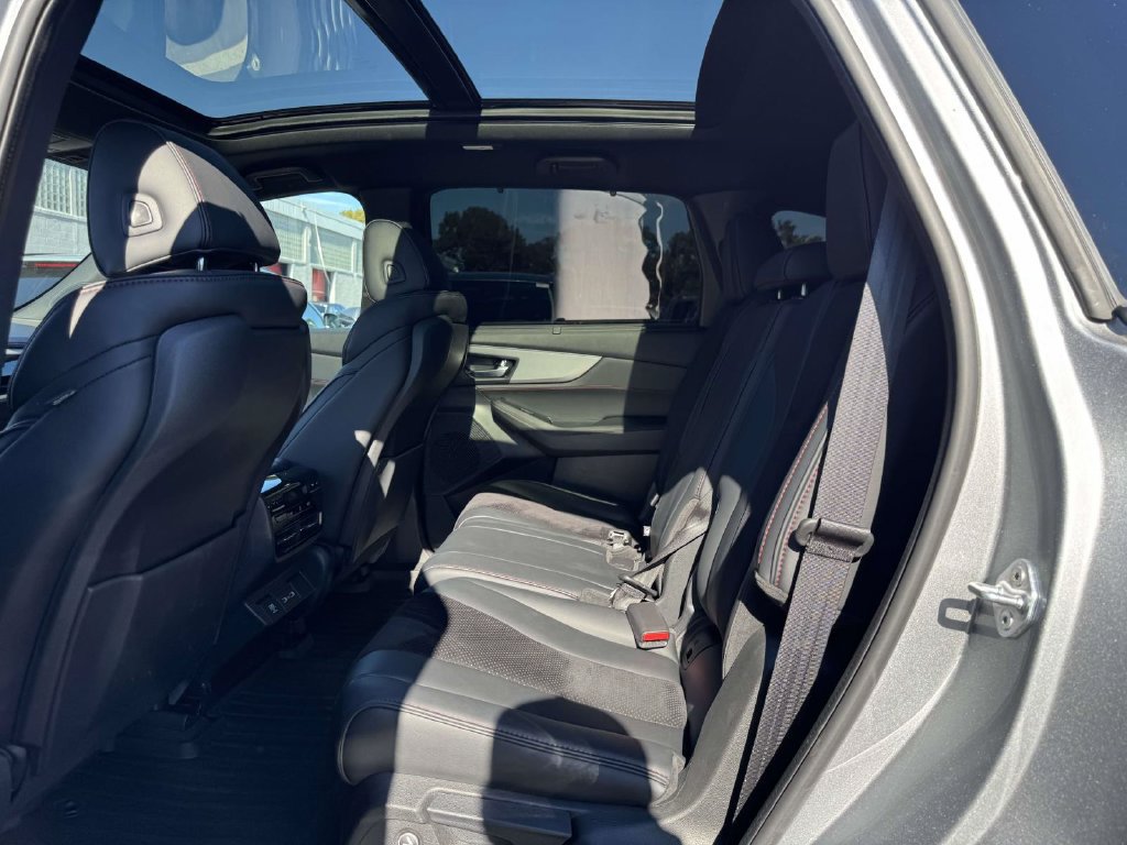 Used 2023 Acura MDX A-Spec AWD/4WD image 9
