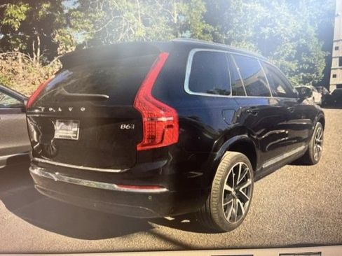 Used 2024 Volvo XC90 B6 Plus w/ Protection Package Premier AWD/4WD image 2