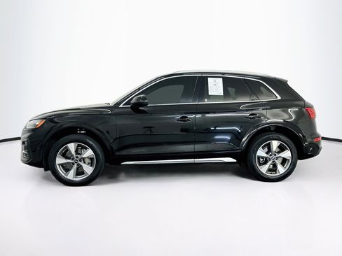 Used 2023 Audi Q5 2.0T Premium w/ Convenience Package AWD/4WD image 4