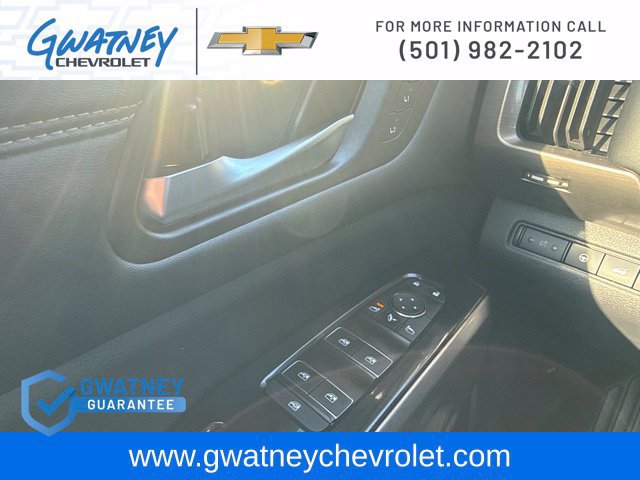 Used 2023 Nissan Pathfinder Platinum w/ Cargo Package AWD/4WD image 18