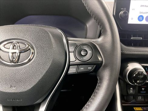 Used 2024 Toyota RAV4 Limited image 24